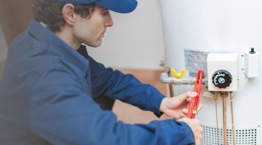 Local water heater installation in Toledo, IA